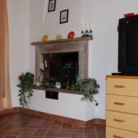 Casa Vacanze In Borgo Monteverdi Marittimo Dış mekan fotoğraf