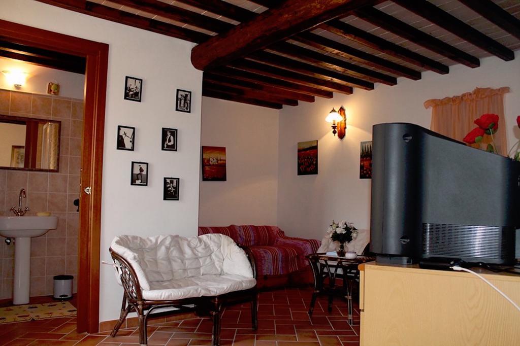Casa Vacanze In Borgo Monteverdi Marittimo Dış mekan fotoğraf