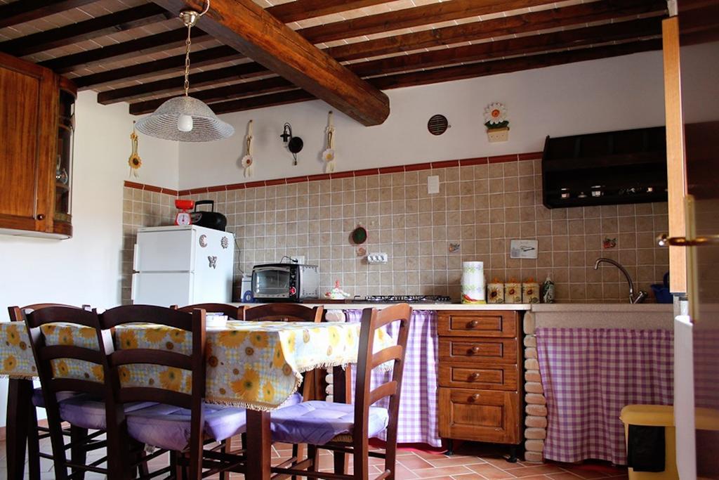Casa Vacanze In Borgo Monteverdi Marittimo Dış mekan fotoğraf